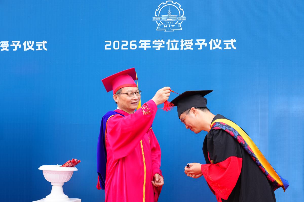 652名博士毕业生