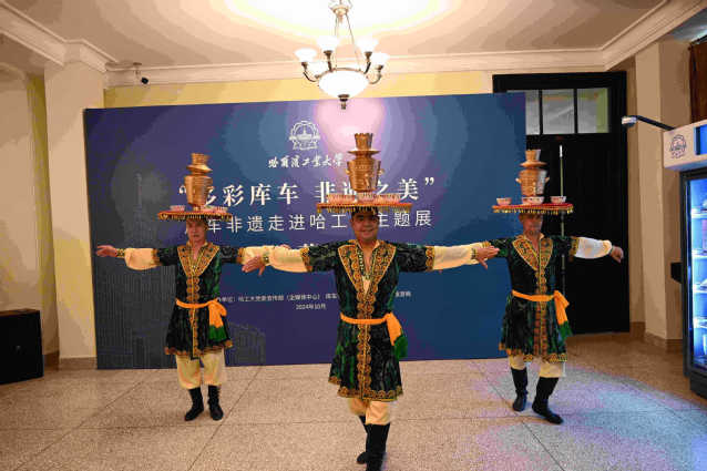 库车民歌等fmsdp.com与多特蒙